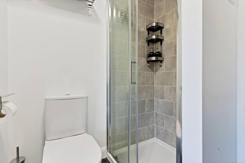 Luxury Birmingham City Centre Townhouse With Free Parking - Sleeps 4 - Perfect For Contractors, Business Travellers, Families And Other Groups - Near Bullring, Newstreet, Selfridges, Nec, Nia & Birmingham Airport Екстер'єр фото