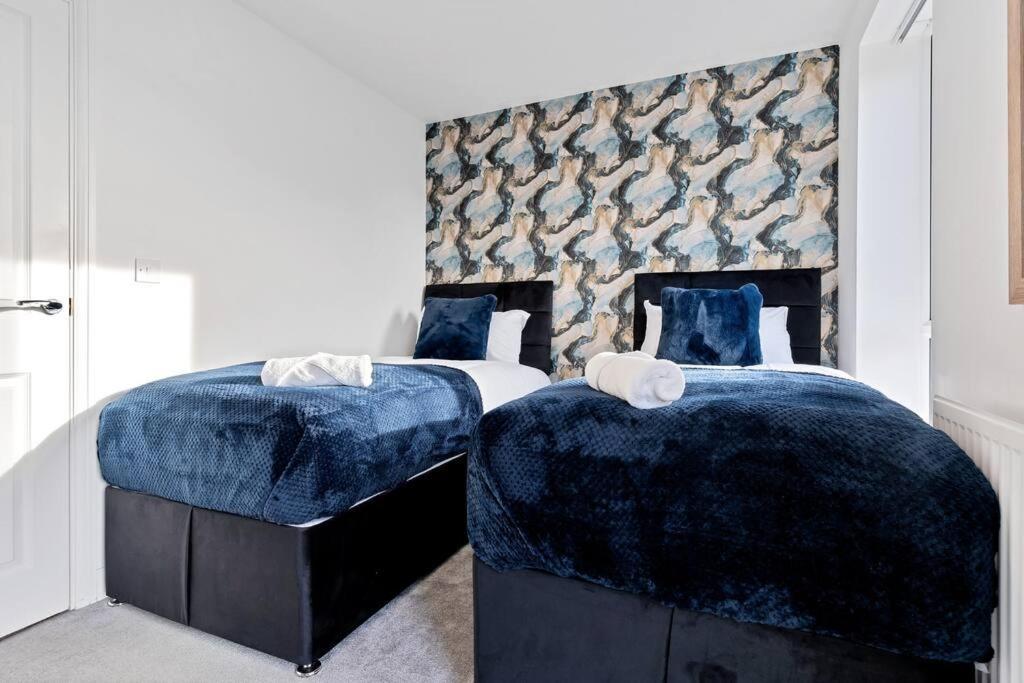 Luxury Birmingham City Centre Townhouse With Free Parking - Sleeps 4 - Perfect For Contractors, Business Travellers, Families And Other Groups - Near Bullring, Newstreet, Selfridges, Nec, Nia & Birmingham Airport Екстер'єр фото