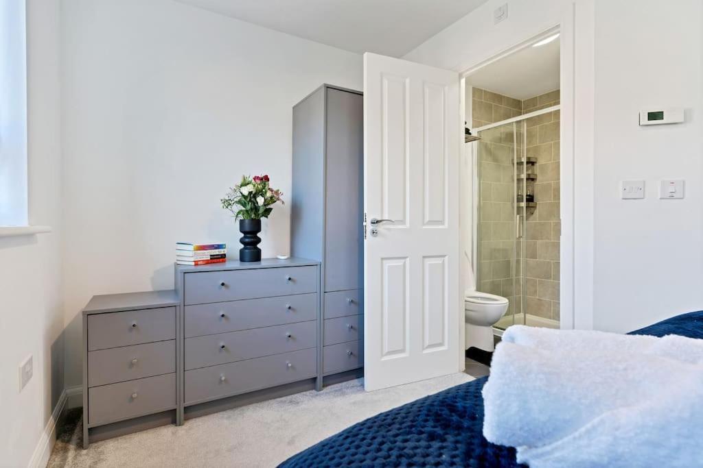 Luxury Birmingham City Centre Townhouse With Free Parking - Sleeps 4 - Perfect For Contractors, Business Travellers, Families And Other Groups - Near Bullring, Newstreet, Selfridges, Nec, Nia & Birmingham Airport Екстер'єр фото