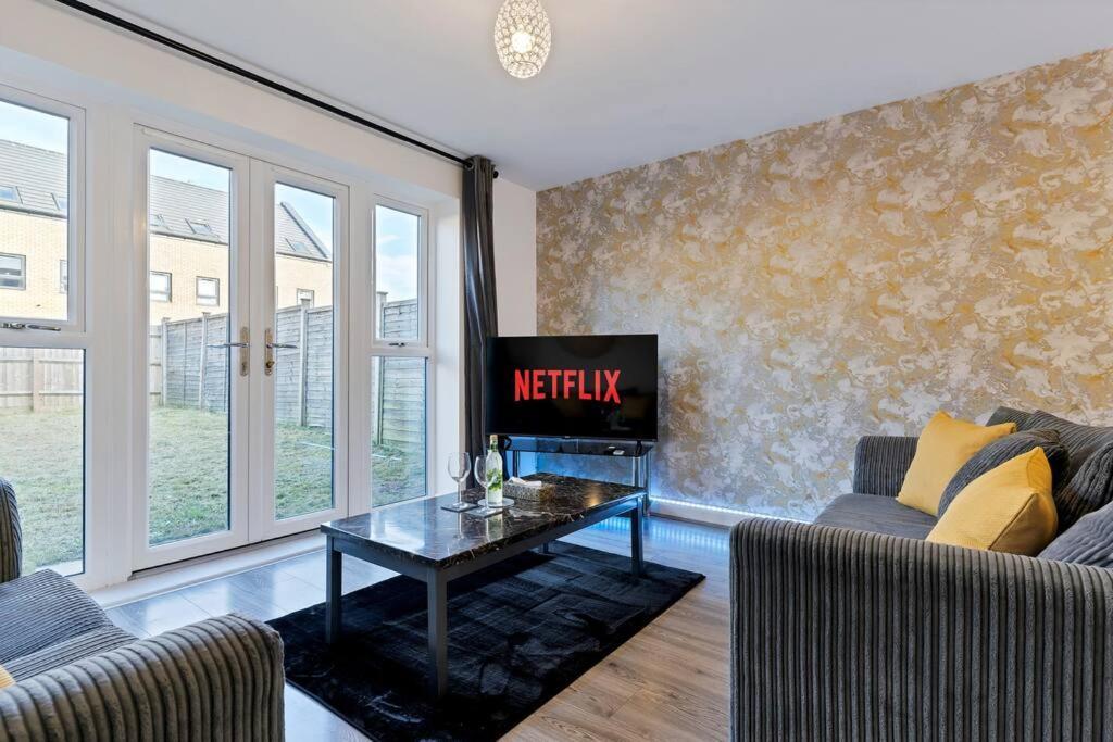 Luxury Birmingham City Centre Townhouse With Free Parking - Sleeps 4 - Perfect For Contractors, Business Travellers, Families And Other Groups - Near Bullring, Newstreet, Selfridges, Nec, Nia & Birmingham Airport Екстер'єр фото